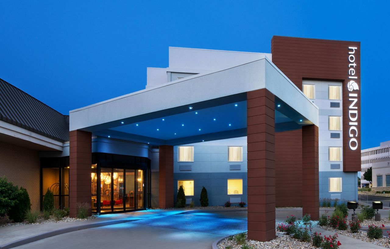 Hotel Indigo Cleveland Beachwood By Ihg Bagian luar foto